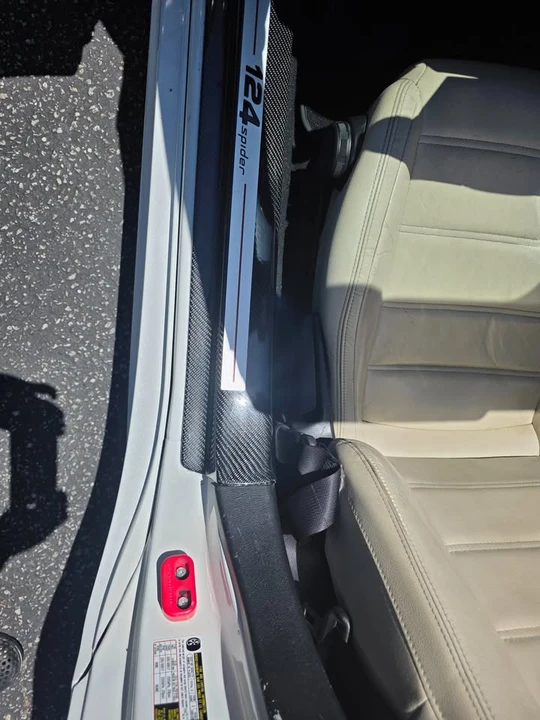 2018 Fiat 124 Spider - Image 10 of 20