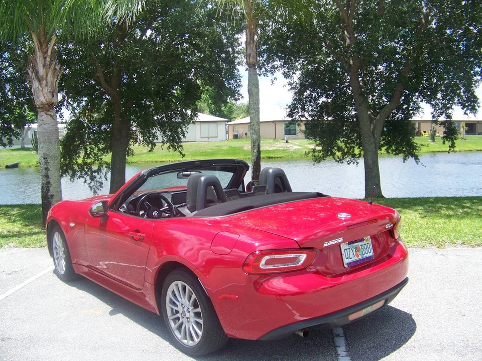 2018 Fiat 124 Spider - Image 4 of 7