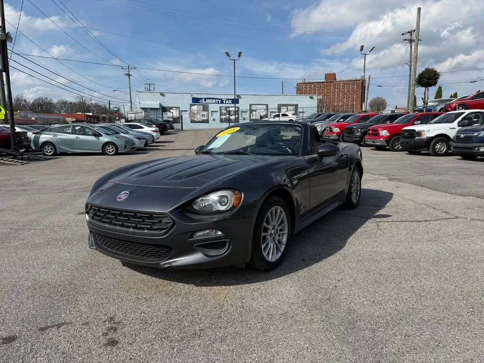 2018 Fiat 124 Spider - Image 2 of 13
