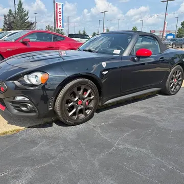 2018 Fiat 124 Spider Abarth