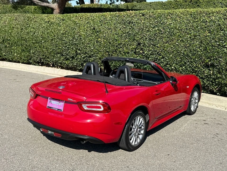 2018 Fiat 124 Spider - Image 14 of 20