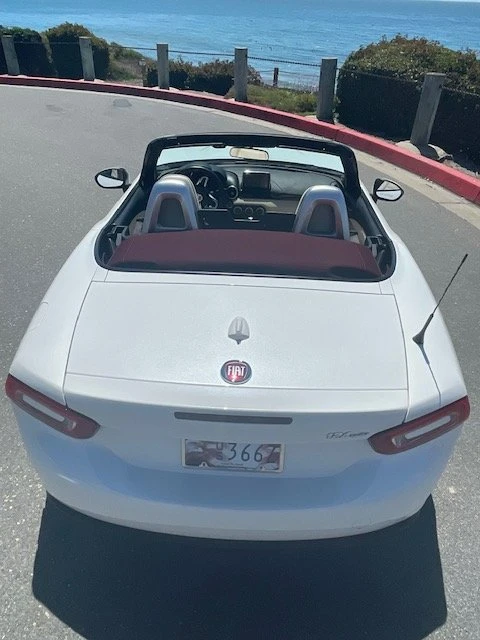 2018 Fiat 124 Spider - Image 12 of 20