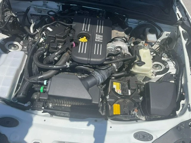 2018 Fiat 124 Spider - Image 18 of 20