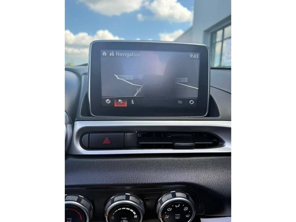 2018 Fiat 124 Spider - Image 16 of 20