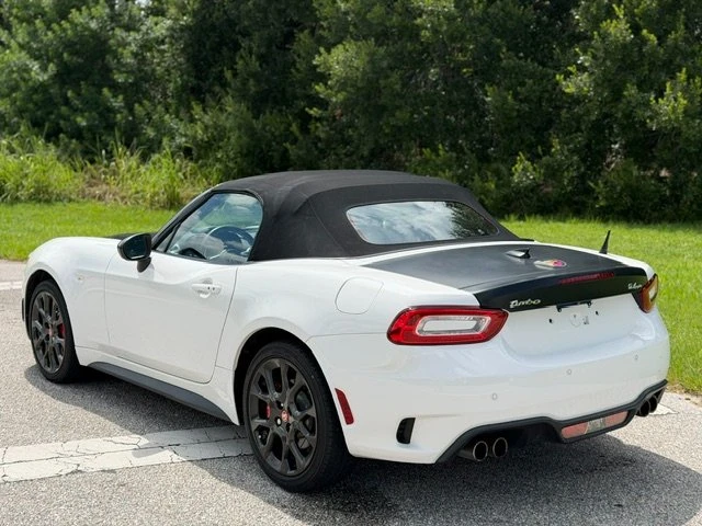 2018 Fiat 124 Spider - Image 2 of 17