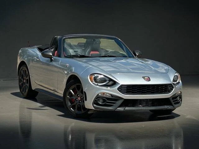 2018 Fiat 124 Spider - Image 2 of 20