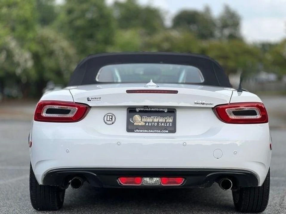 2018 Fiat 124 Spider - Image 14 of 20
