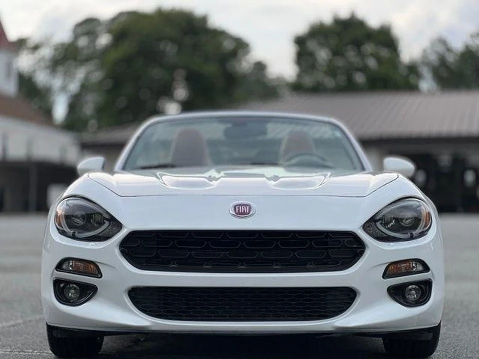 2018 Fiat 124 Spider - Image 2 of 20