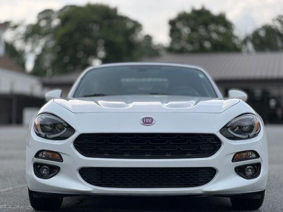 2018 Fiat 124 Spider - Image 10 of 20