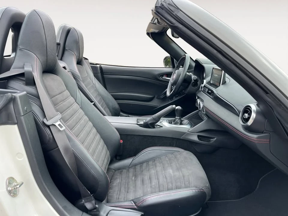 2018 Fiat 124 Spider - Image 10 of 10