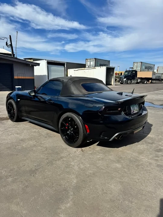 2018 Fiat 124 Spider - Image 3 of 19