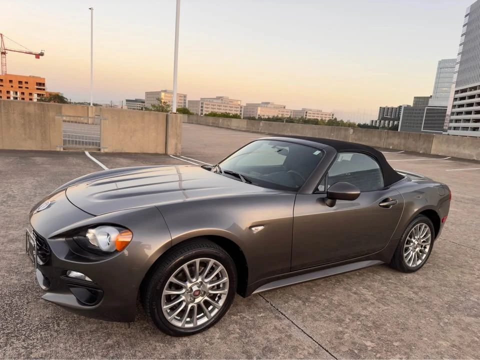 2018 Fiat 124 Spider - Image 3 of 19