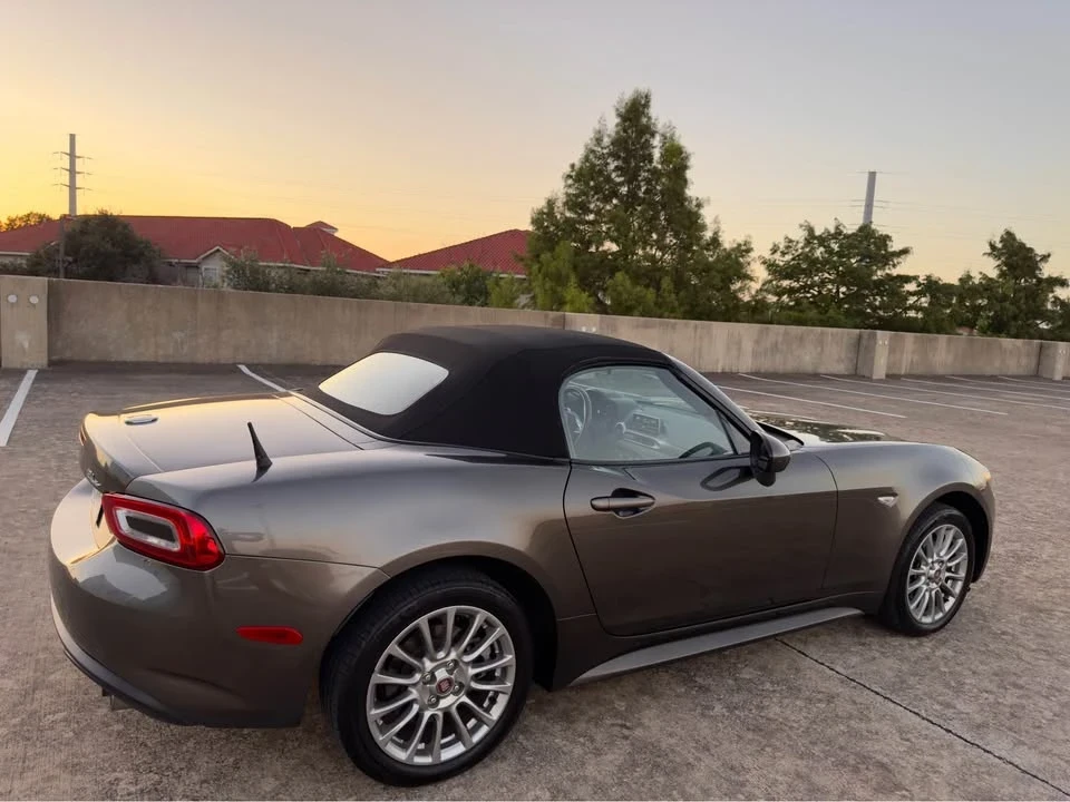 2018 Fiat 124 Spider - Image 3 of 20