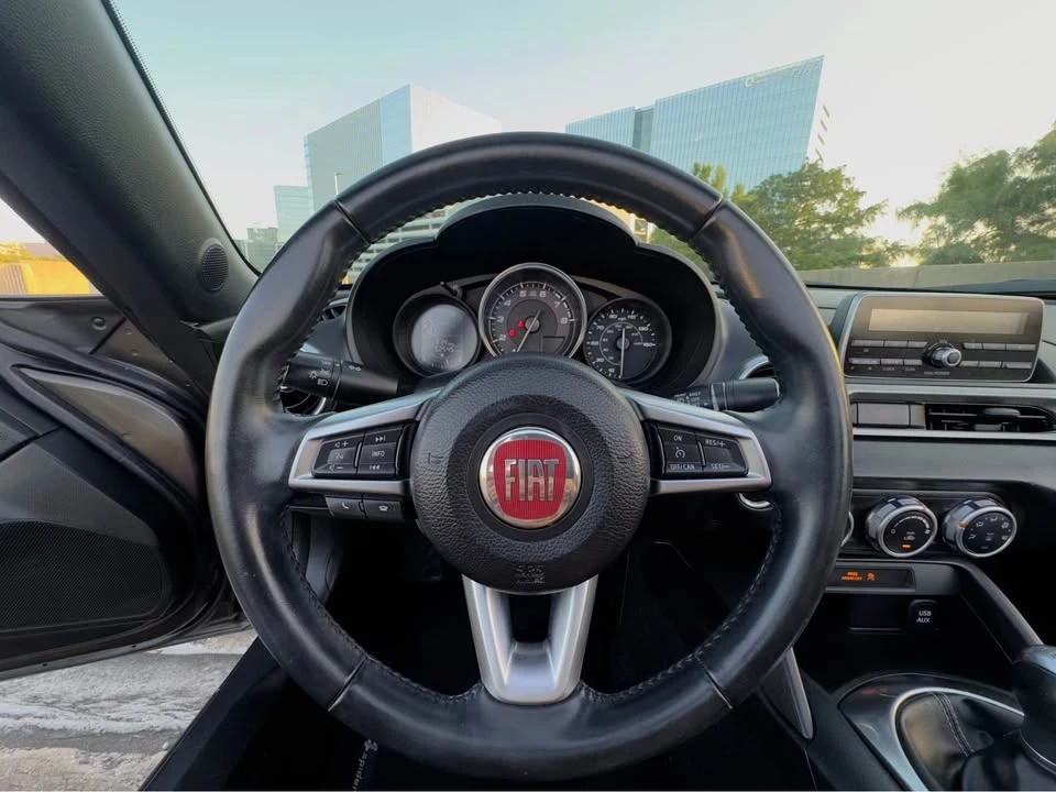 2018 Fiat 124 Spider - Image 16 of 20