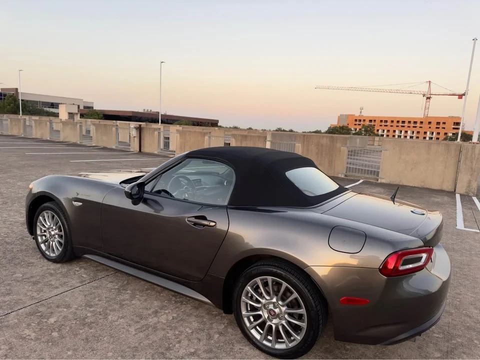 2018 Fiat 124 Spider - Image 4 of 20