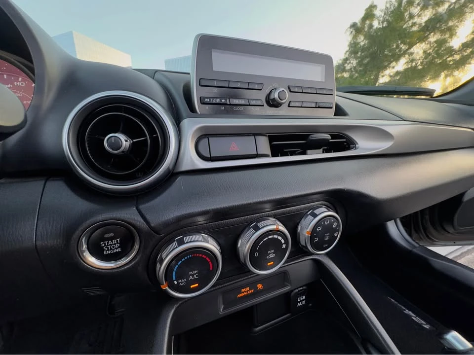 2018 Fiat 124 Spider - Image 15 of 19