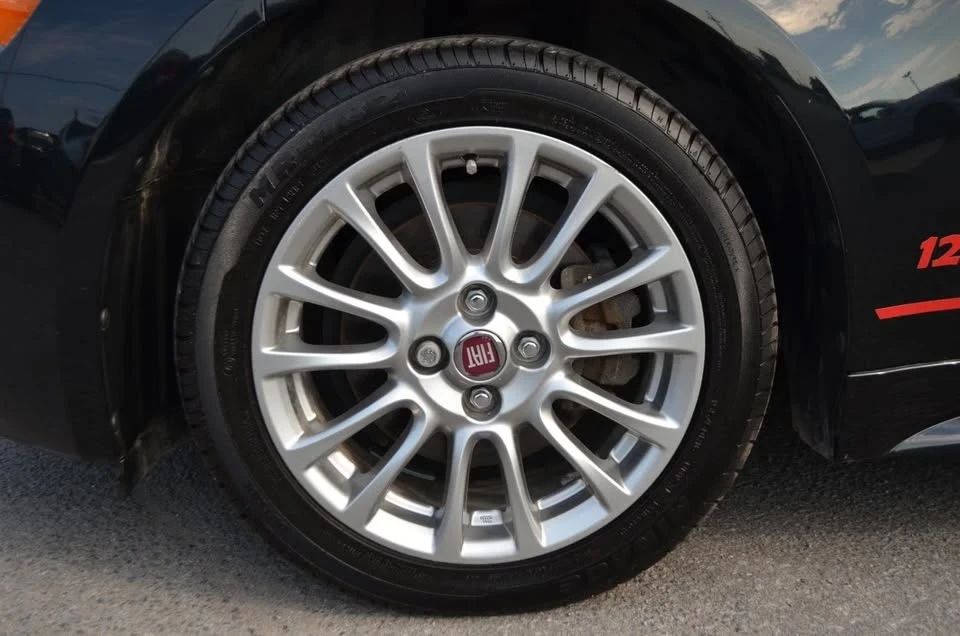 2018 Fiat 124 Spider - Image 17 of 20