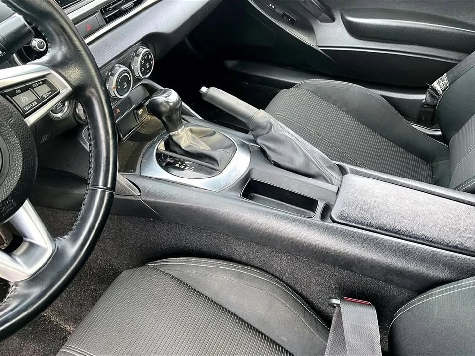 2018 Fiat 124 Spider - Image 13 of 15