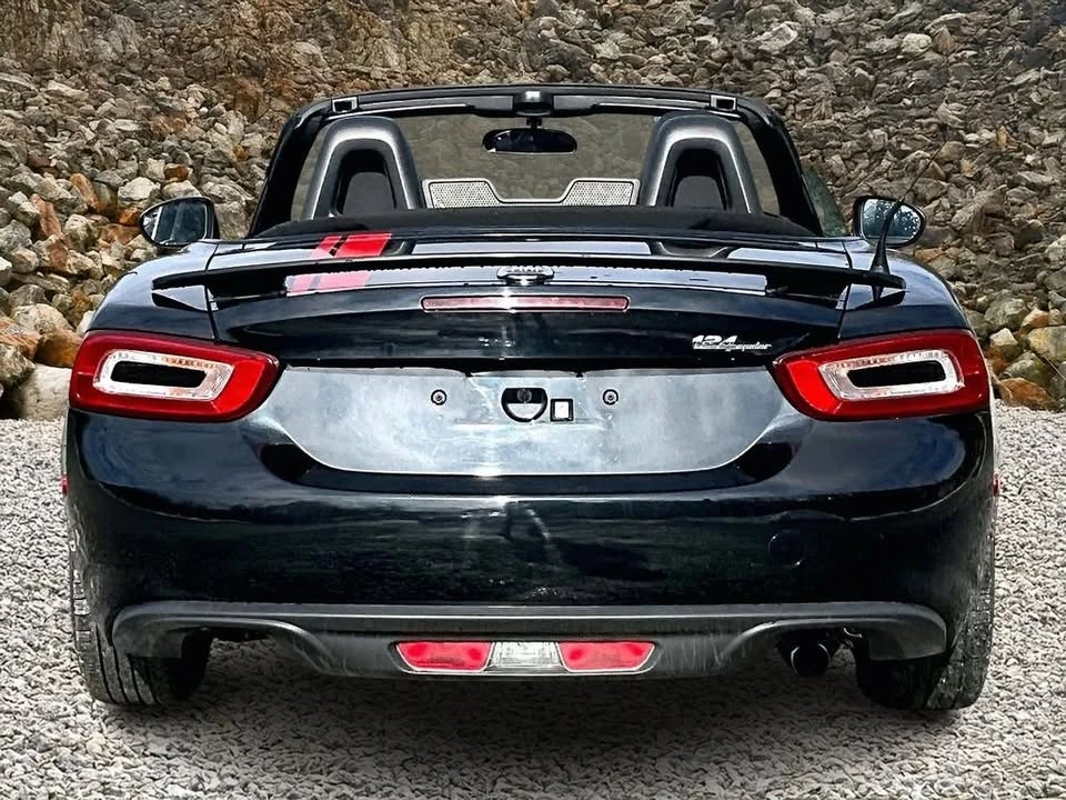 2018 Fiat 124 Spider - Image 5 of 15