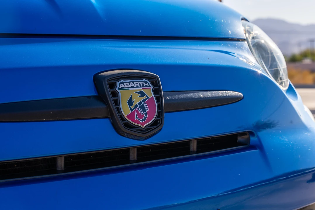 2018 Fiat Abarth 500 - Image 18 of 31