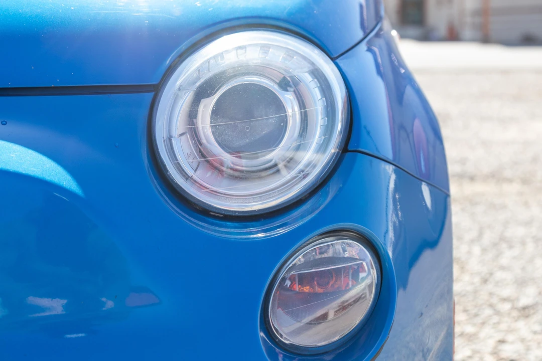 2018 Fiat Abarth 500 - Image 12 of 31
