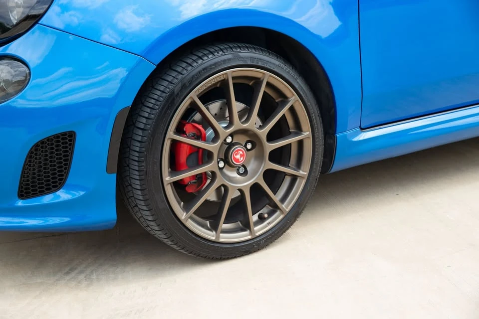 2018 Fiat Abarth 500 - Image 9 of 18