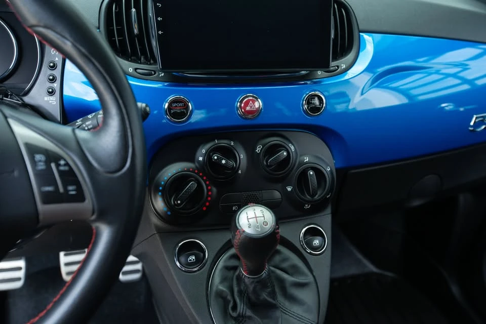 2018 Fiat Abarth 500 - Image 15 of 18