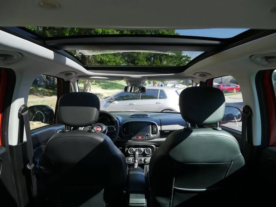 2018 Fiat 500 - Image 2 of 17