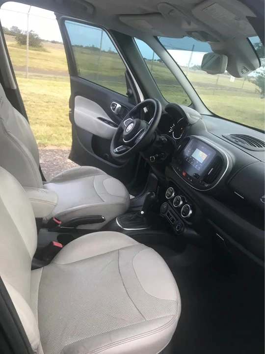 2018 Fiat 500 - Image 7 of 10