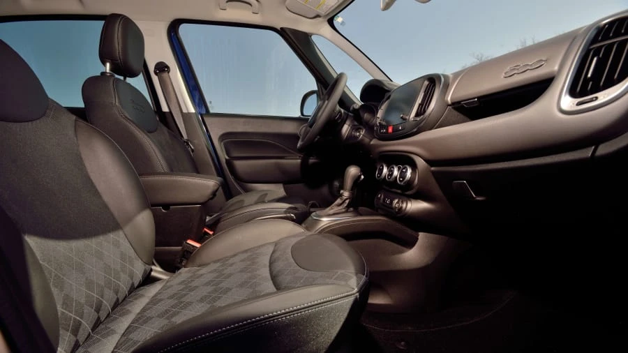 2018 Fiat 500 - Image 5 of 31