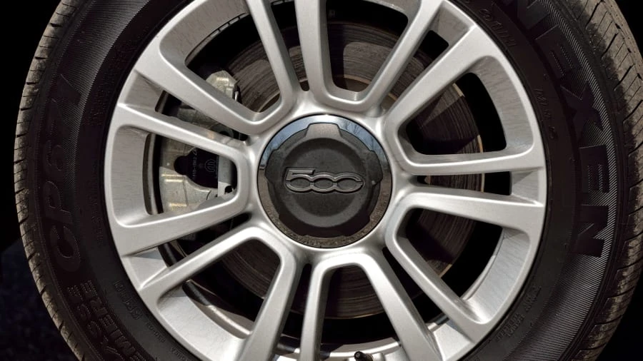 2018 Fiat 500 - Image 15 of 31
