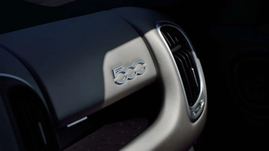 2018 Fiat 500 - Image 17 of 31