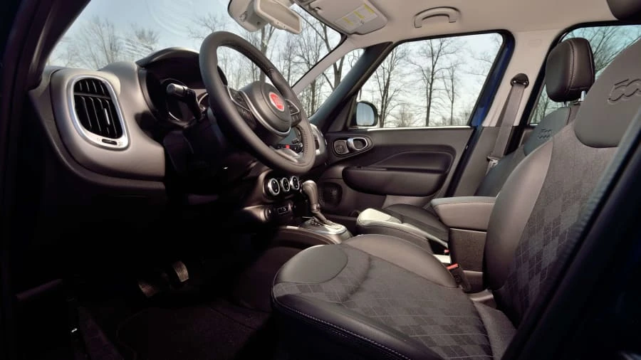 2018 Fiat 500 - Image 27 of 31