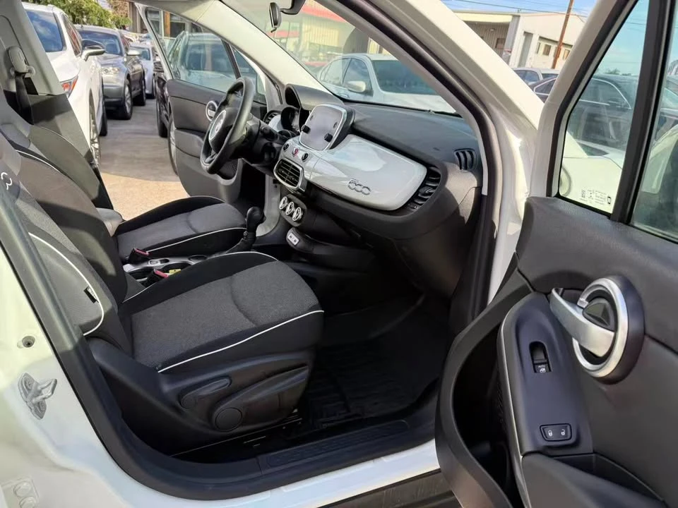 2018 Fiat 500 - Image 9 of 12