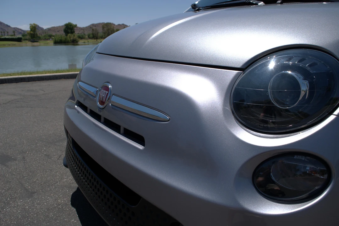 2018 Fiat 500e - Image 21 of 31