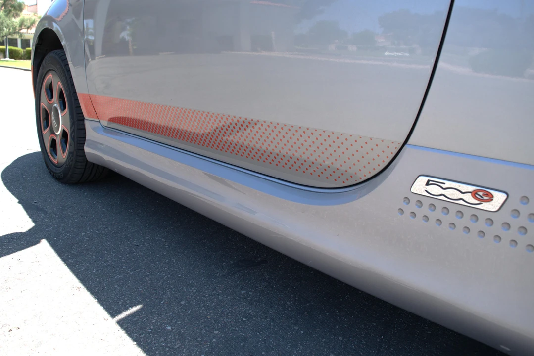 2018 Fiat 500e - Image 27 of 31