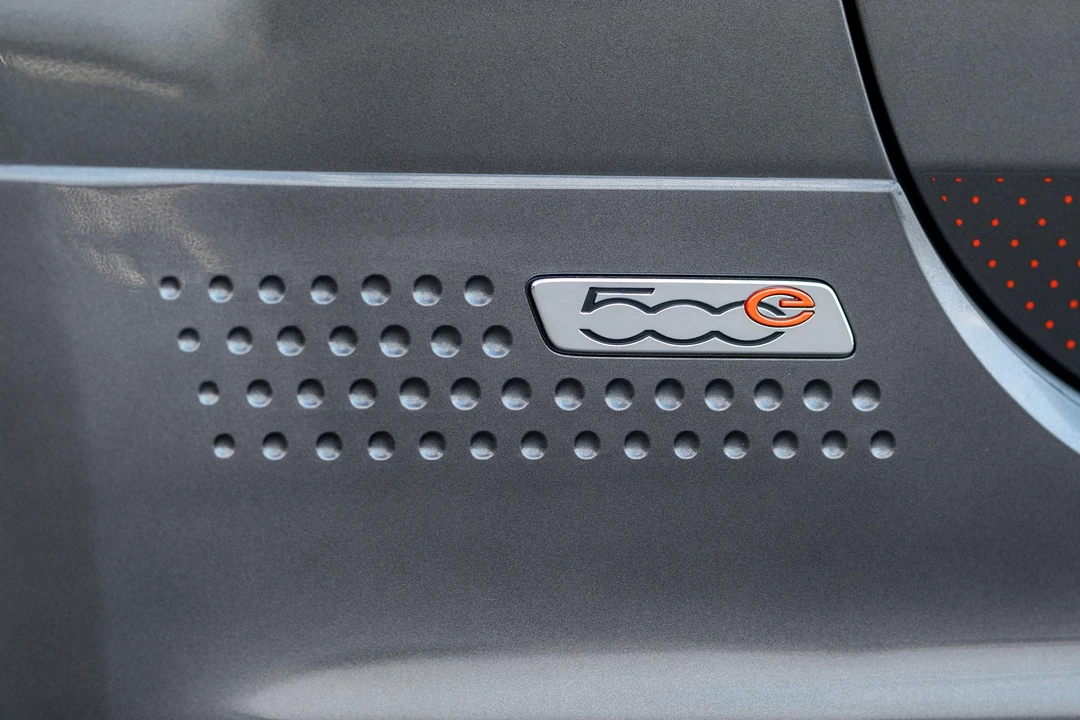 2018 Fiat 500 - Image 23 of 31