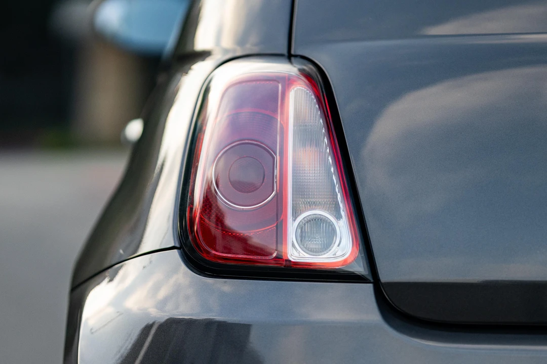2018 Fiat 500 - Image 17 of 31