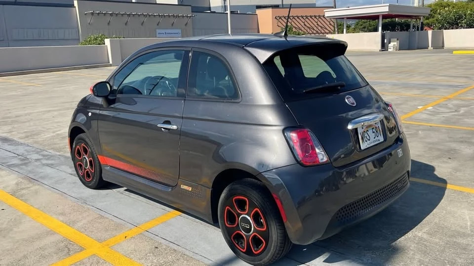 2018 Fiat 500e - Image 3 of 19