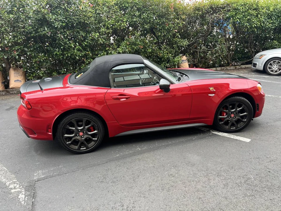 2018 Fiat 124 Spider - Image 6 of 18