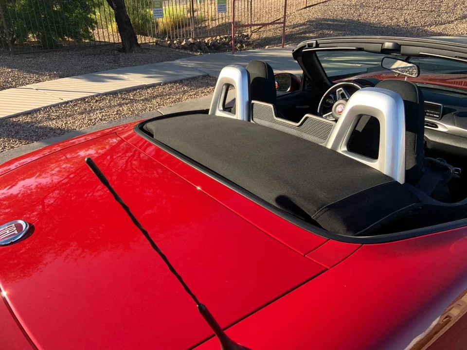 2018 Fiat 124 Spider - Image 8 of 9