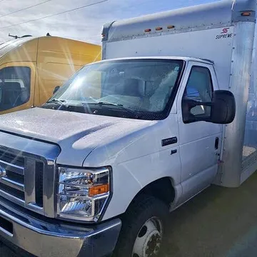 2018 Ford E-Series E-350 16' Box Van