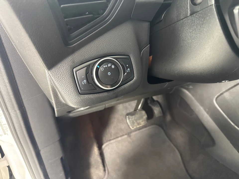 2018 Ford C-Max - Image 15 of 21