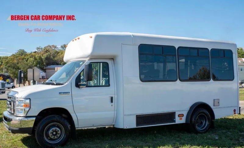 2018 Ford Econoline Van - Image 5 of 12