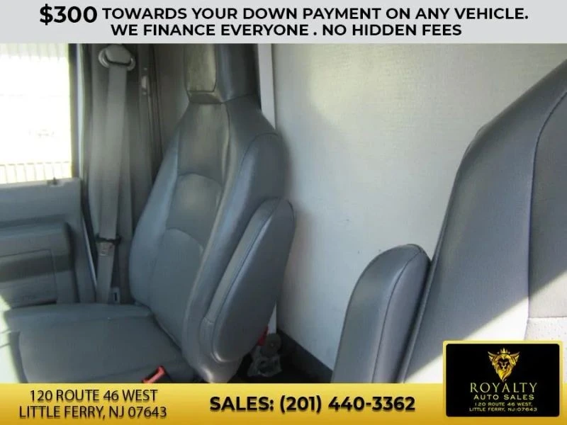 2018 Ford Econoline Van - Image 6 of 12
