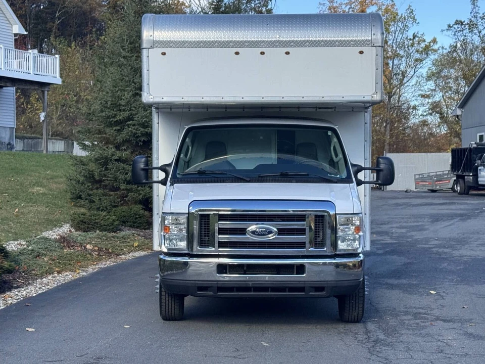 2018 Ford Econoline Van - Image 4 of 16