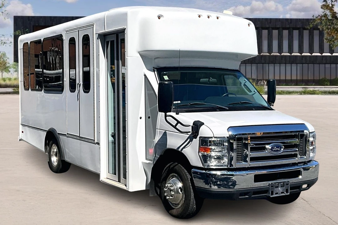 2018 Ford Super Duty 4th Gen - Image 2 of 14