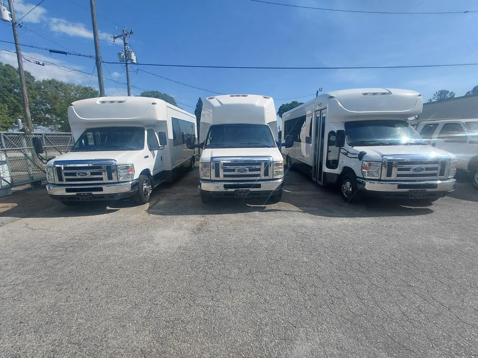 2018 Ford Econoline Van - Image 8 of 8