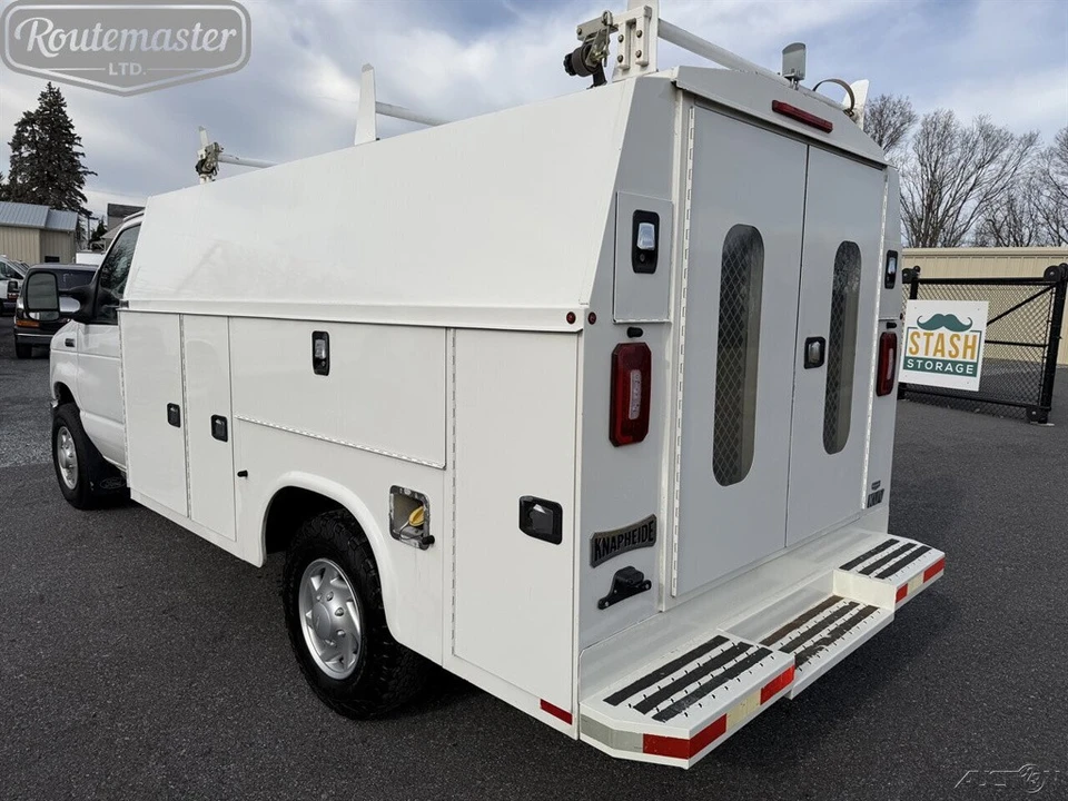 2018 Ford Econoline Van - Image 2 of 12