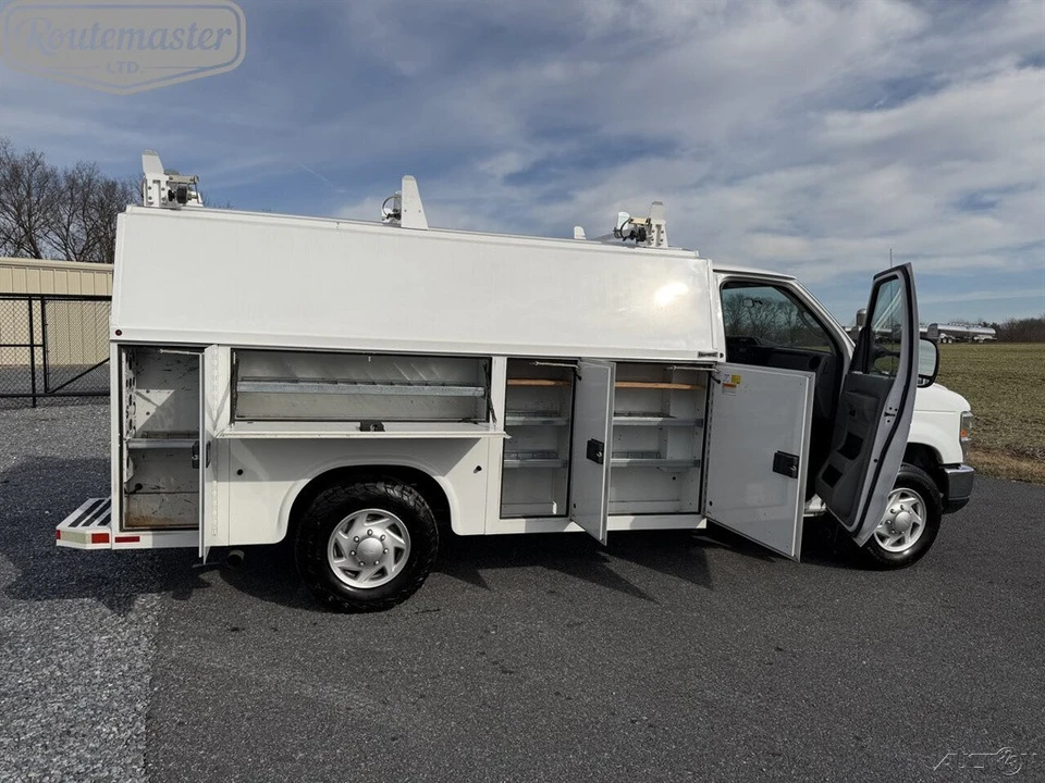2018 Ford Econoline Van - Image 6 of 12